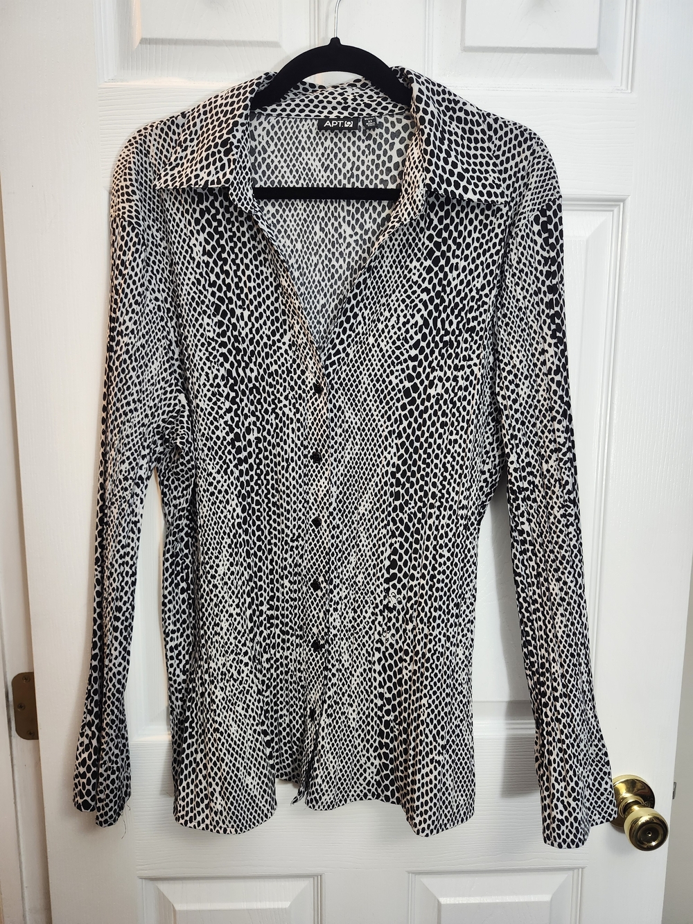 APT. 9 B & W Printed Button-Front Women's Top, APT. 9’s 2X~= Torrid 22-24 =3X
